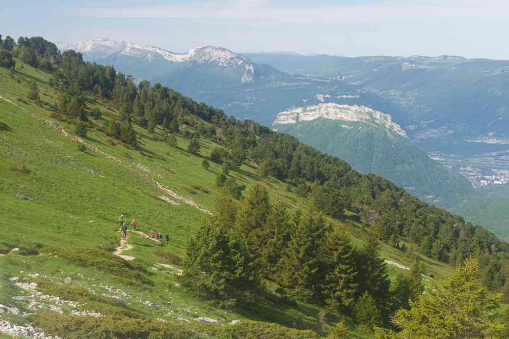 Montée vers Chamechaude. D’aucuns font cela à vélo... Le samedi 31 mai 2025