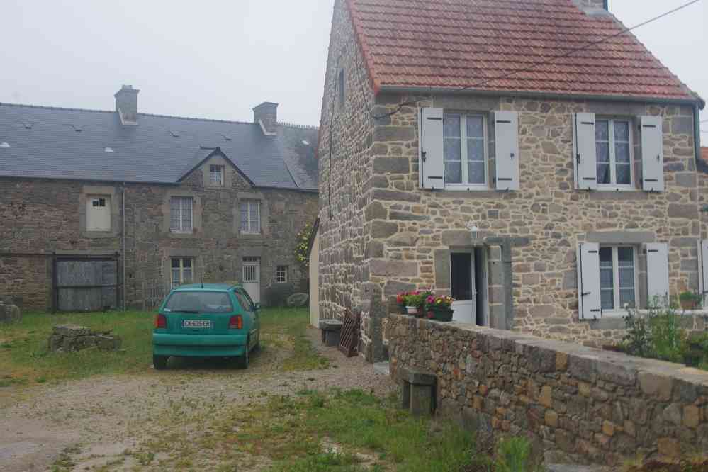 Maison en granit près de Flamanville. Le jeudi 30 mai 2019