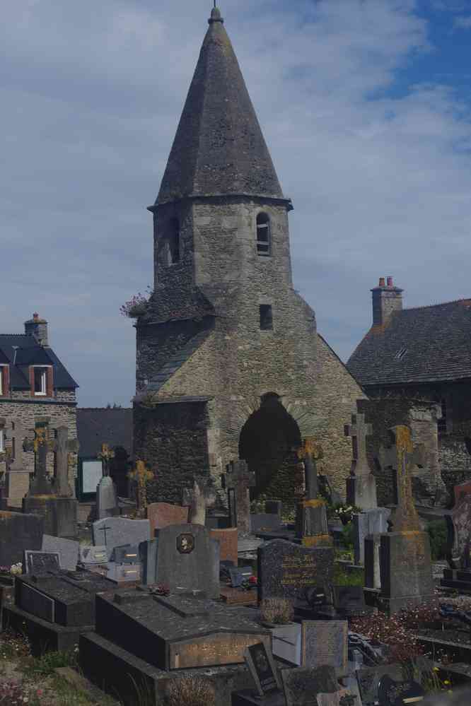 Cimetière de Nacqueville. Le dimanche 2 juin 2019