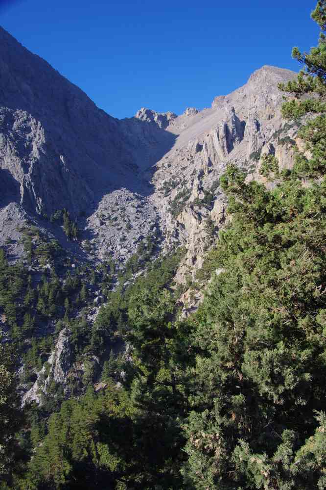 Point de départ des gorges de Samaria (Φαράγγι Σαμαριάς). Le vendredi 15 août 2014