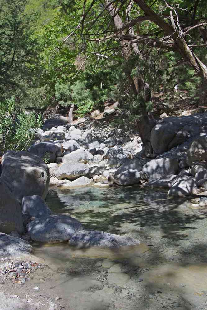 En haut des gorges de Samaria (Φαράγγι Σαμαριάς). Le vendredi 15 août 2014