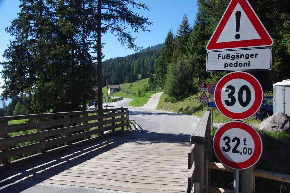 Val de Funes (parking de Zannes). Le dimanche 30 août 2015