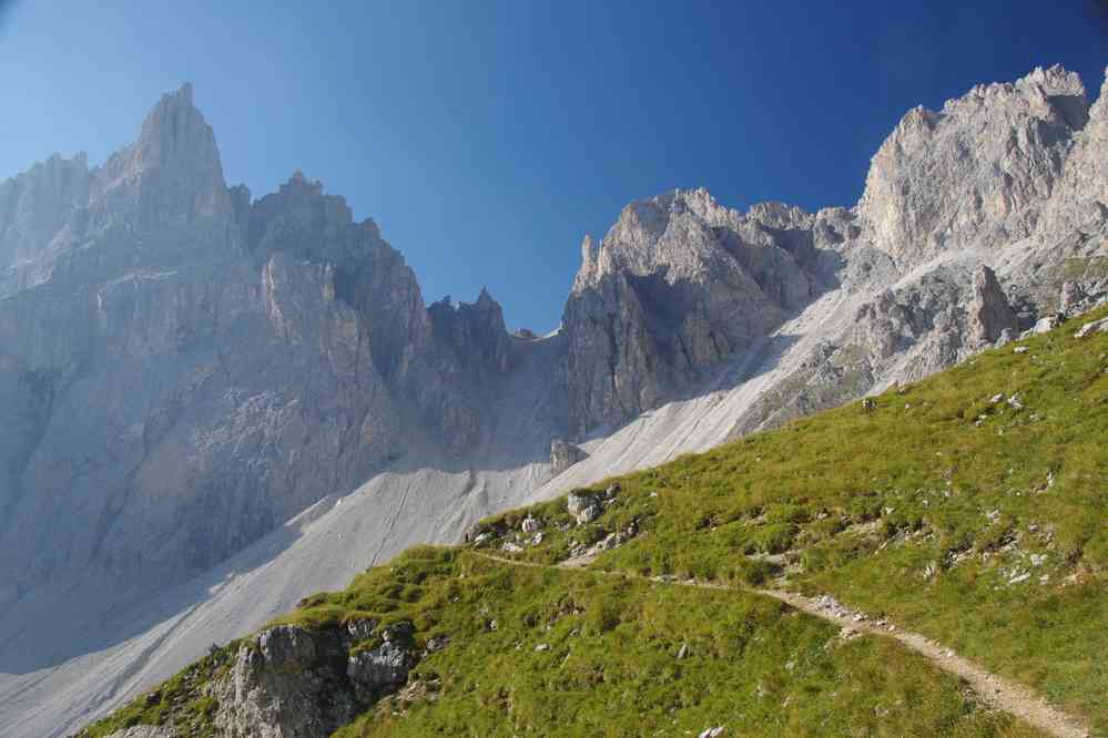 Vers le col de la Roa. Le mardi 1ᵉʳ septembre 2015