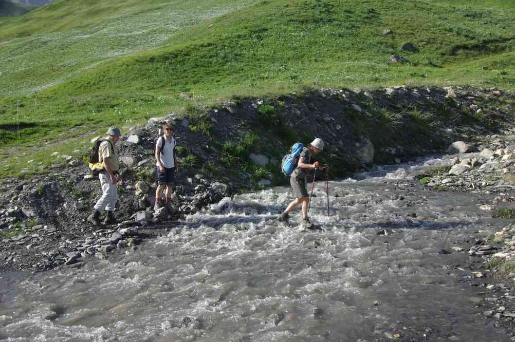 Se méfier des petits ruisseaux qui paraissaient bien sympathiques ! Le samedi 7 juin 2014