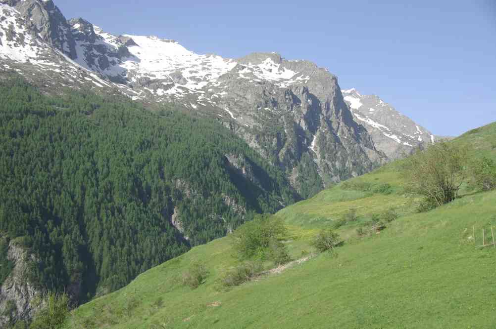 Commençons la journée par une descente. Le lundi 9 juin 2014