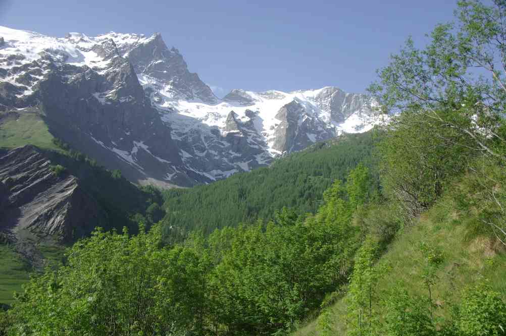 Arrivée à la Grave. Le lundi 9 juin 2014
