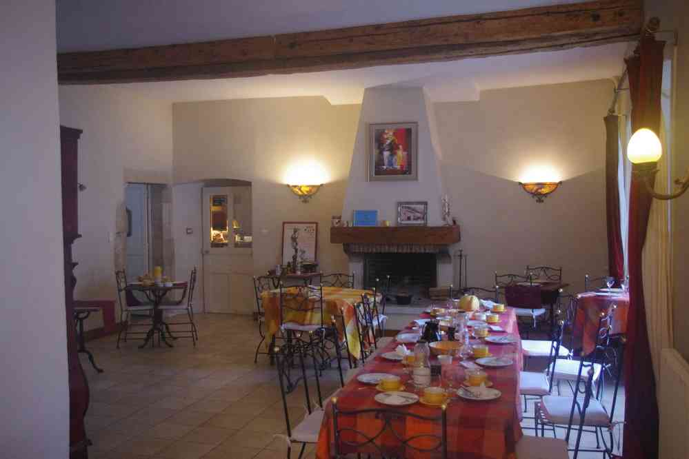 Le pittoresque relais des Moines de Chézery-Forens. Le dimanche 5 mai 2019