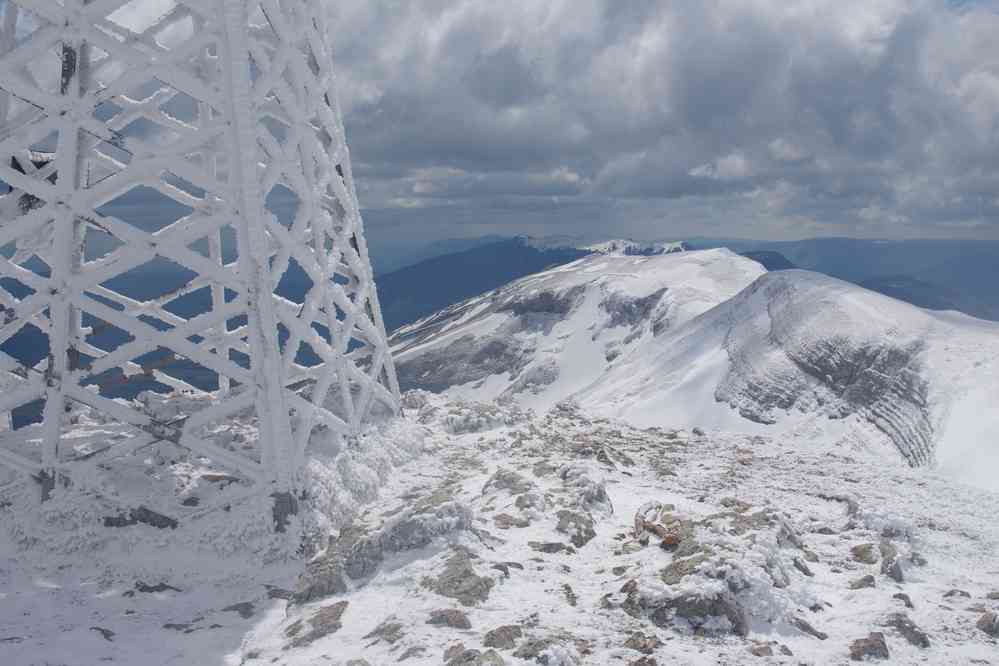 Nous y sommes : le Reculet (1719 m), second sommet du Jura. Le dimanche 5 mai 2019