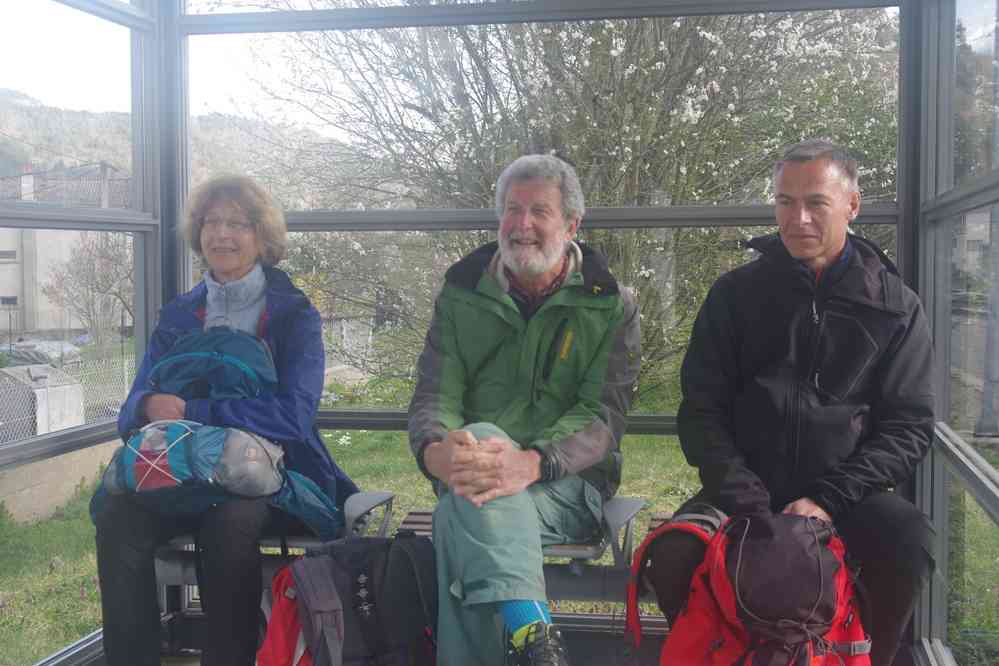 Fin de rando en attendant le train. Le dimanche 27 mars 2016