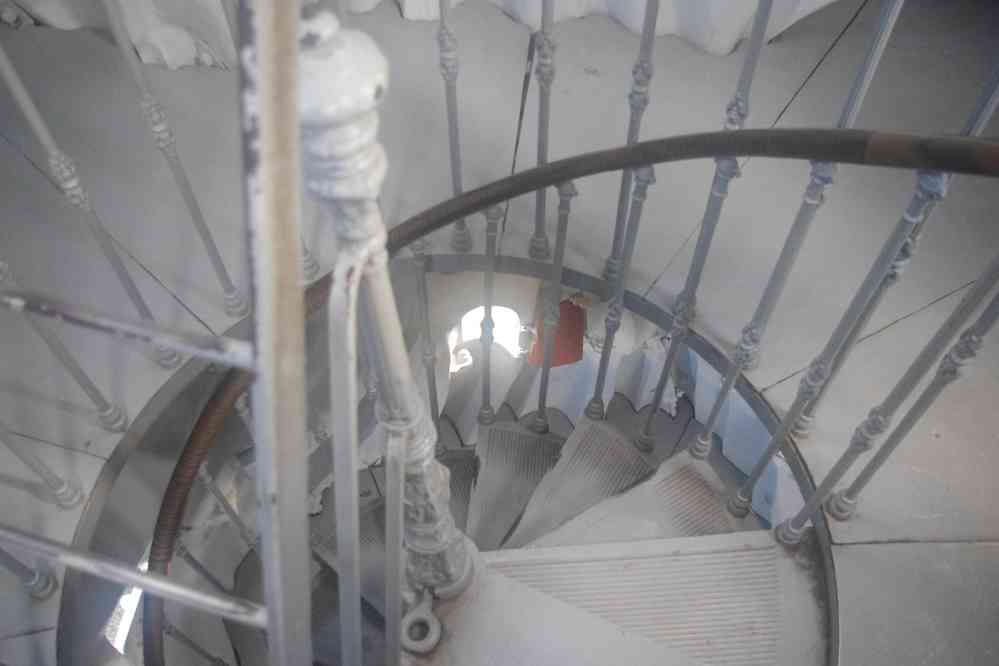 Dans la statue !. Le dimanche 27 mars 2016