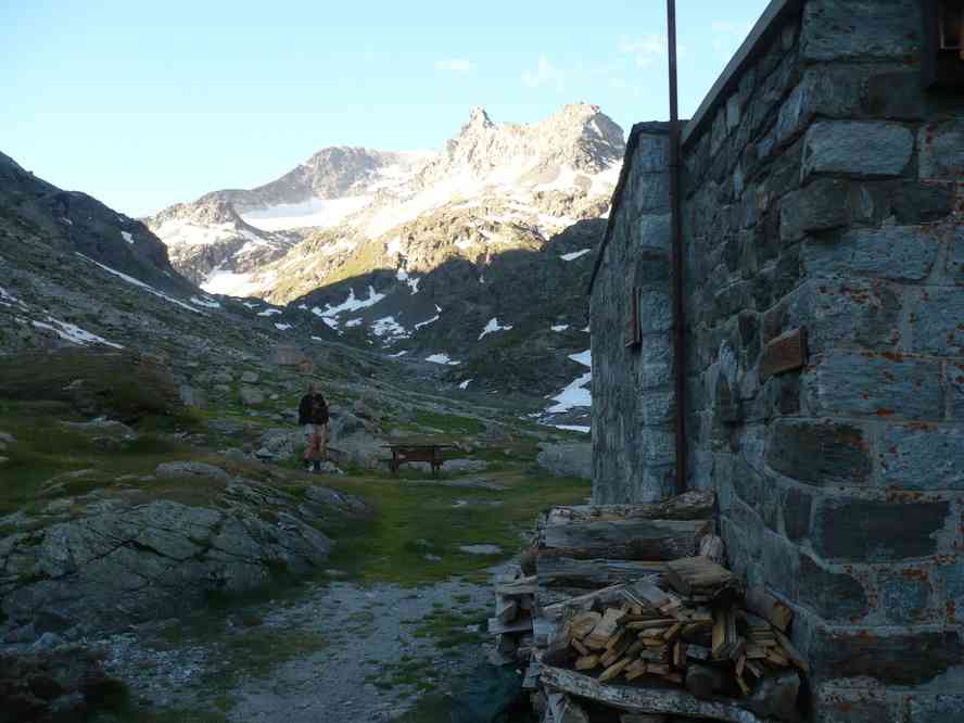 Refuge d’Ambin : à l’ancienne, sans douche, un refuge comme on les aime ! Le dimanche 12 juillet 2009