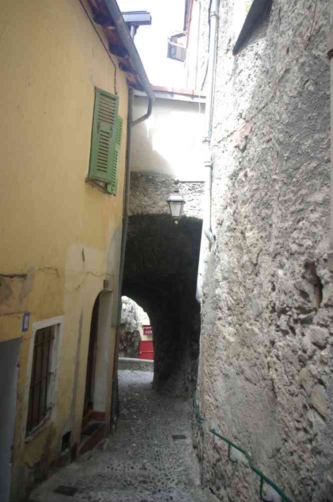 Ruelle de Saorge. Le samedi 28 juillet 2012