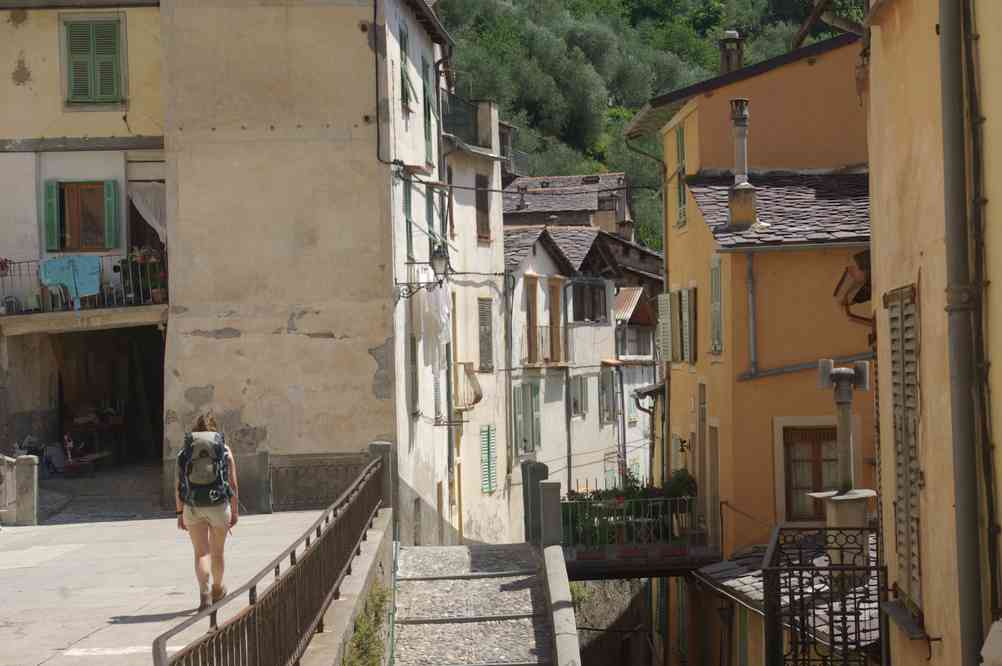 Saorge, près de l’église Saint-Sauveur. Le samedi 28 juillet 2012