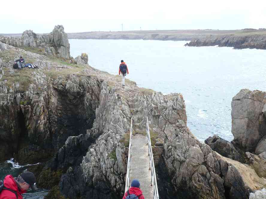 Il espérait pêcher tranquillement ? et ben c’est raté ! Le samedi 3 avril 2010