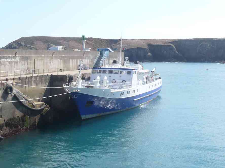 Sur la mer calmée... Le dimanche 4 avril 2010
