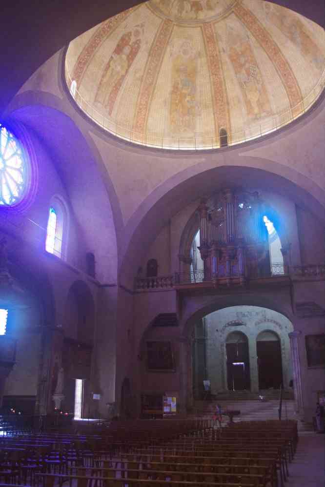 Cahors, cathédrale Saint-Étienne. Le lundi 17 avril 2017