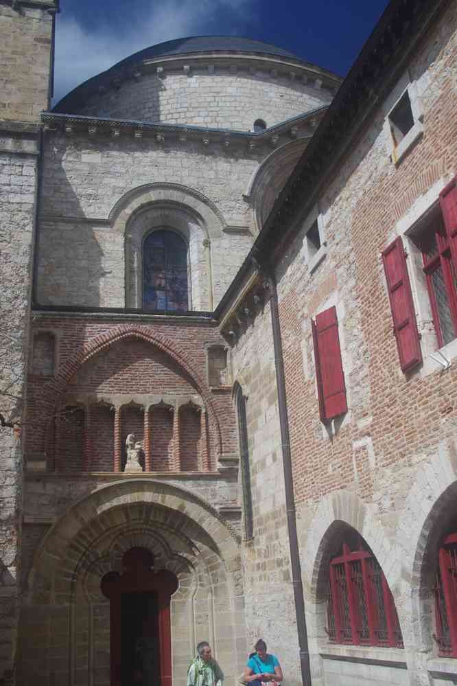Cahors, cathédrale Saint-Étienne. Le lundi 17 avril 2017