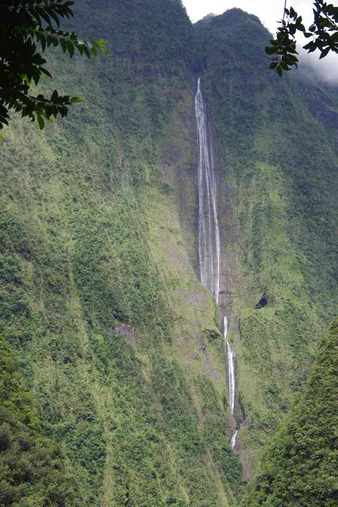 Vue sur la cascade Blanche. Le samedi 2 mai 2015