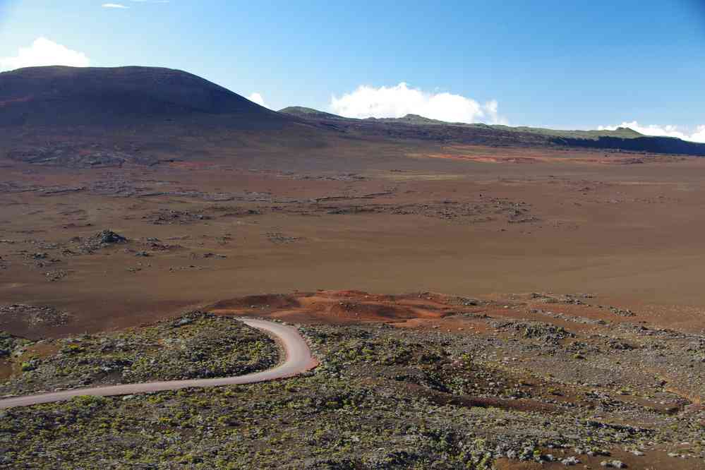 Traversée en véhicule de la plaine des Sables. Le jeudi 7 mai 2015