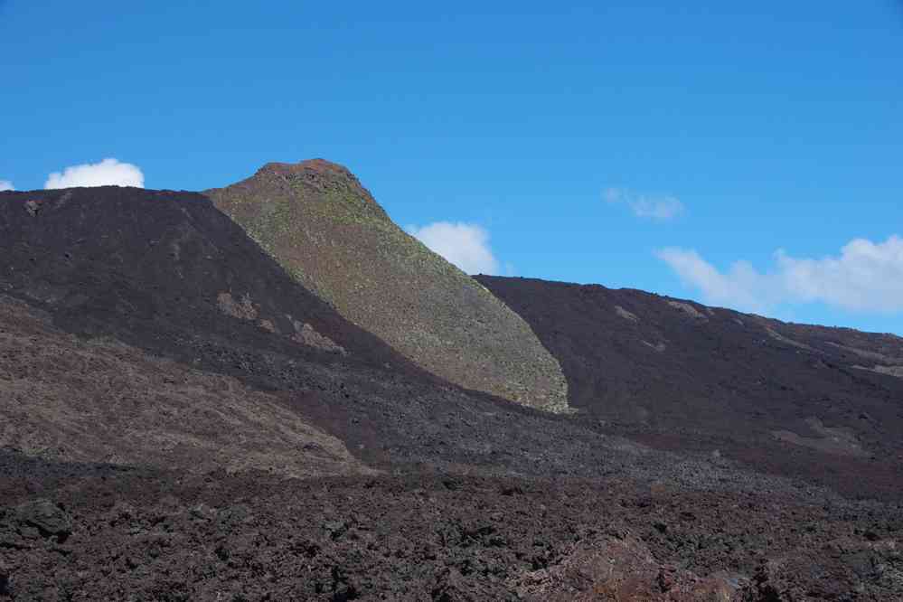 La coulée de lave de 2007. Le jeudi 7 mai 2015