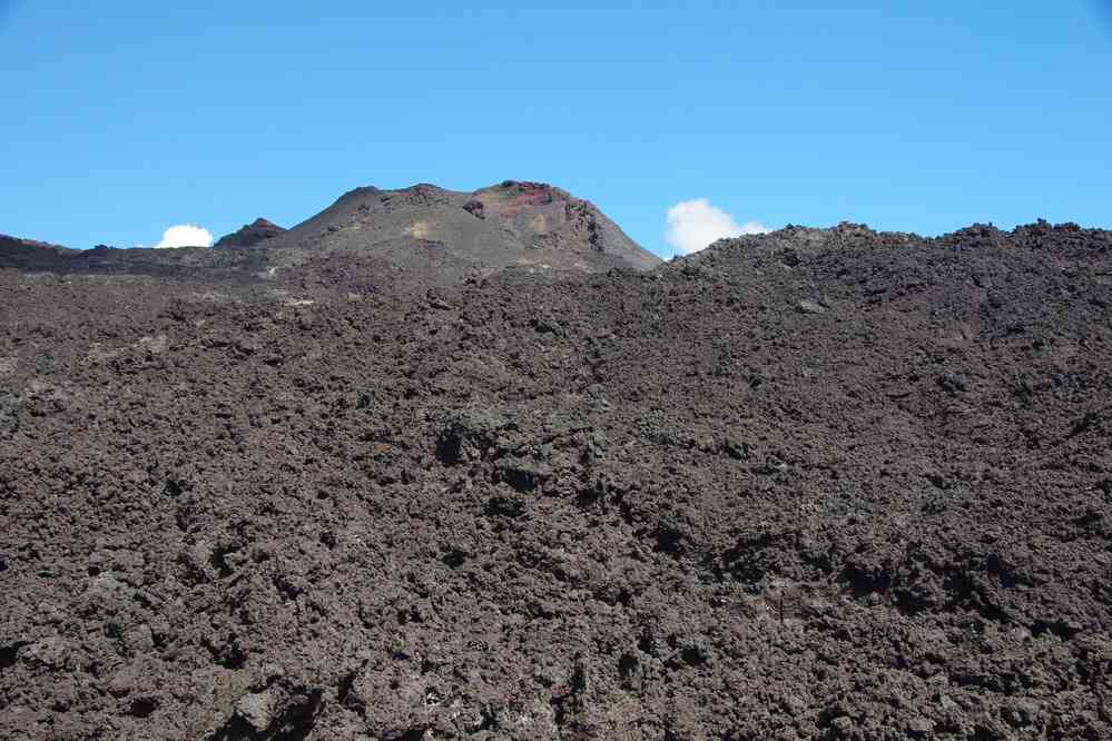 La coulée de lave de 2007. Le jeudi 7 mai 2015