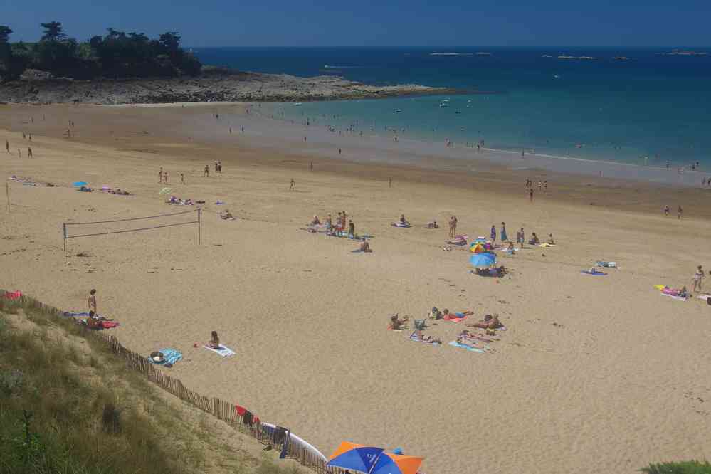 Plage du Val. Le jeudi 25 mai 2017