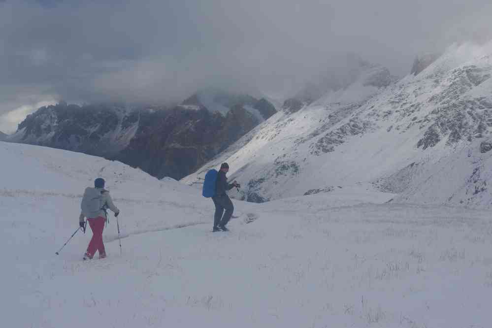 Descente vers la vallée Étroite. Le dimanche 18 septembre 2016