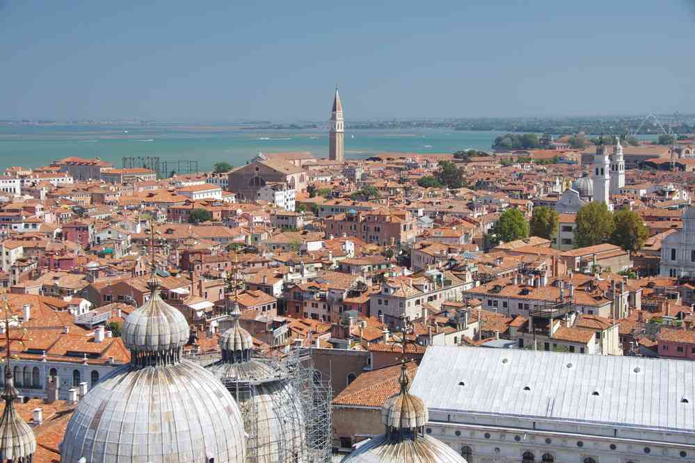 Vue depuis le campanile de la basilique Saint-Marc. Le samedi 29 août 2015
