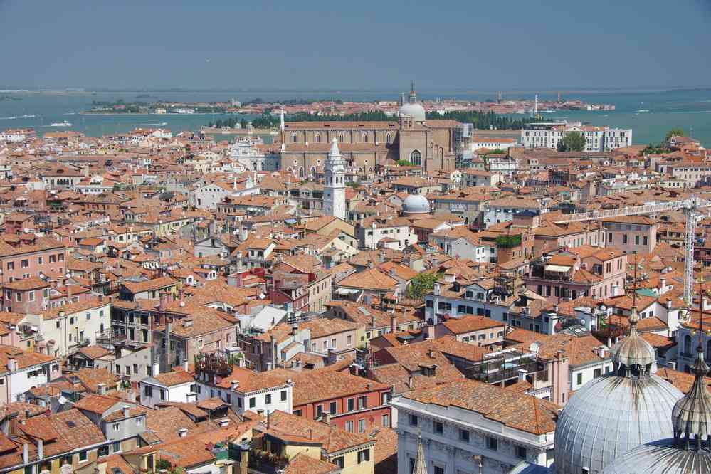 Vue depuis le campanile de la basilique Saint-Marc. Le samedi 29 août 2015