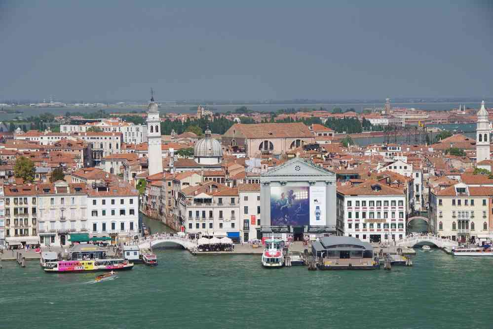 Vue depuis le campanile de la basilique Saint-Georges (San Giorgio Maggiore). Le samedi 29 août 2015