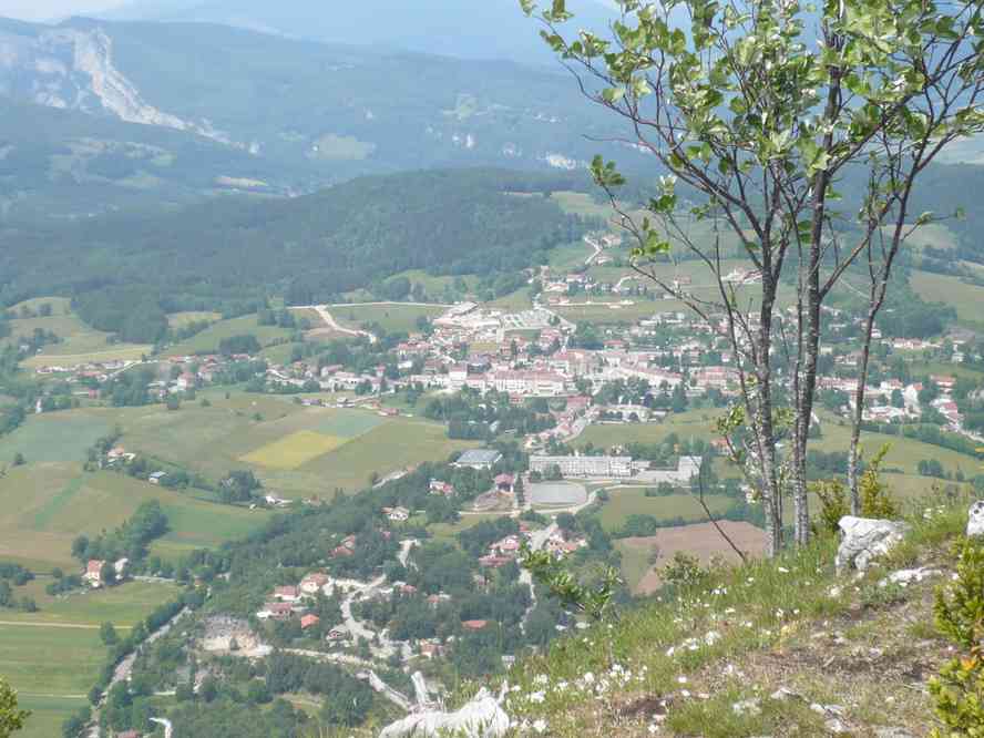 Notre gîte est en bas, il n’y a plus qu’à y aller ! Le vendredi 3 juin 2011
