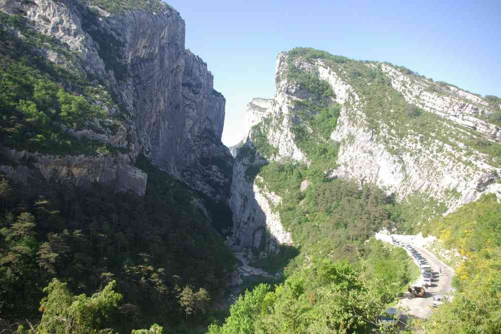 Le parking du départ du sentier Martel. Le samedi 19 mai 2007
