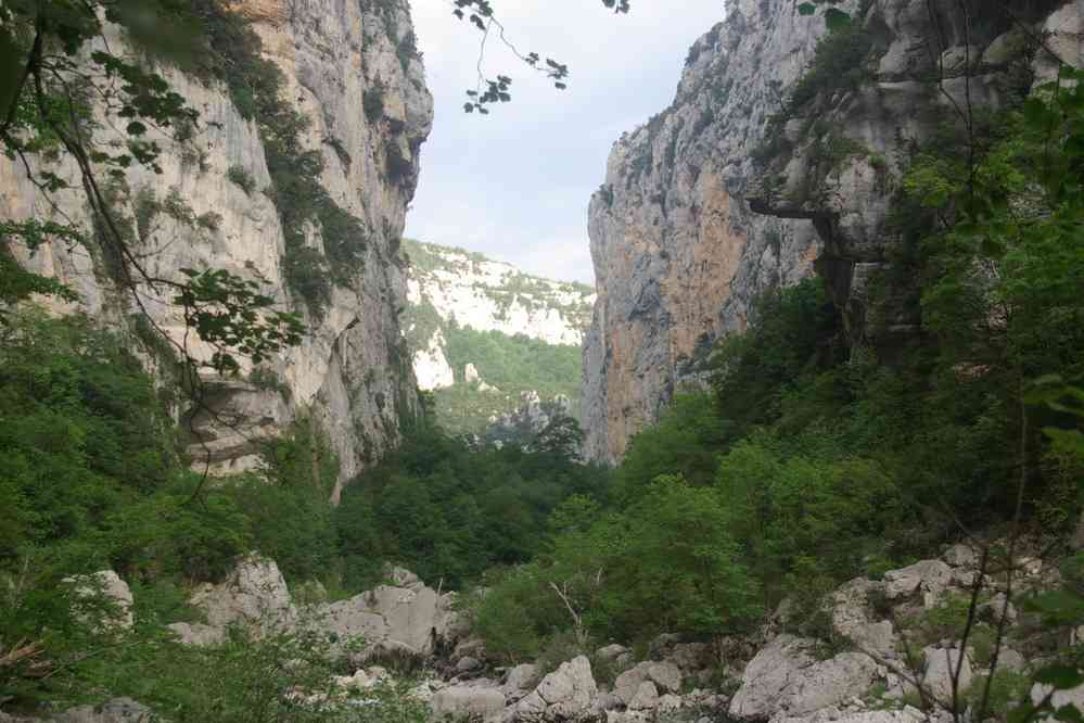 Les gorges du Verdon prises depuis le sentier de l’Imbut. Le dimanche 20 mai 2007