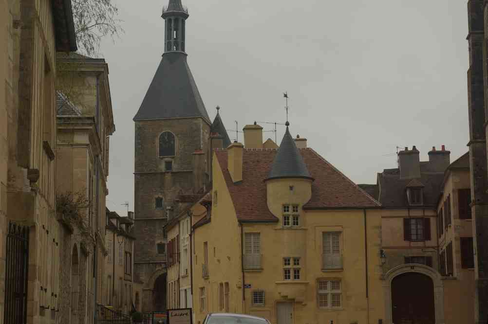 Avallon (tour de l’Horloge). Le samedi 20 avril 2013