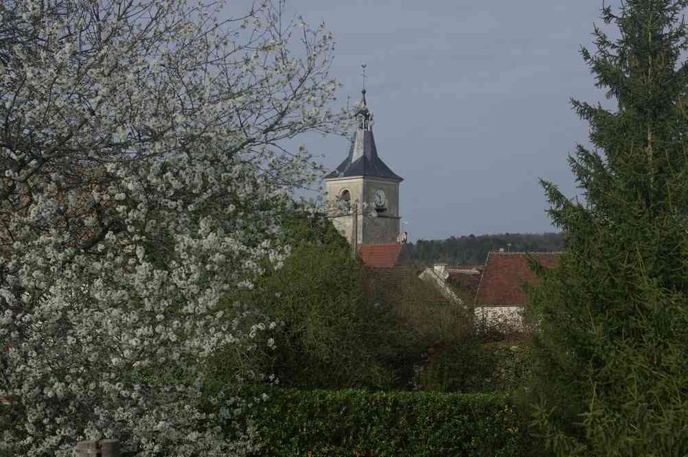 Arcy-sur-Cure. Le dimanche 21 avril 2013