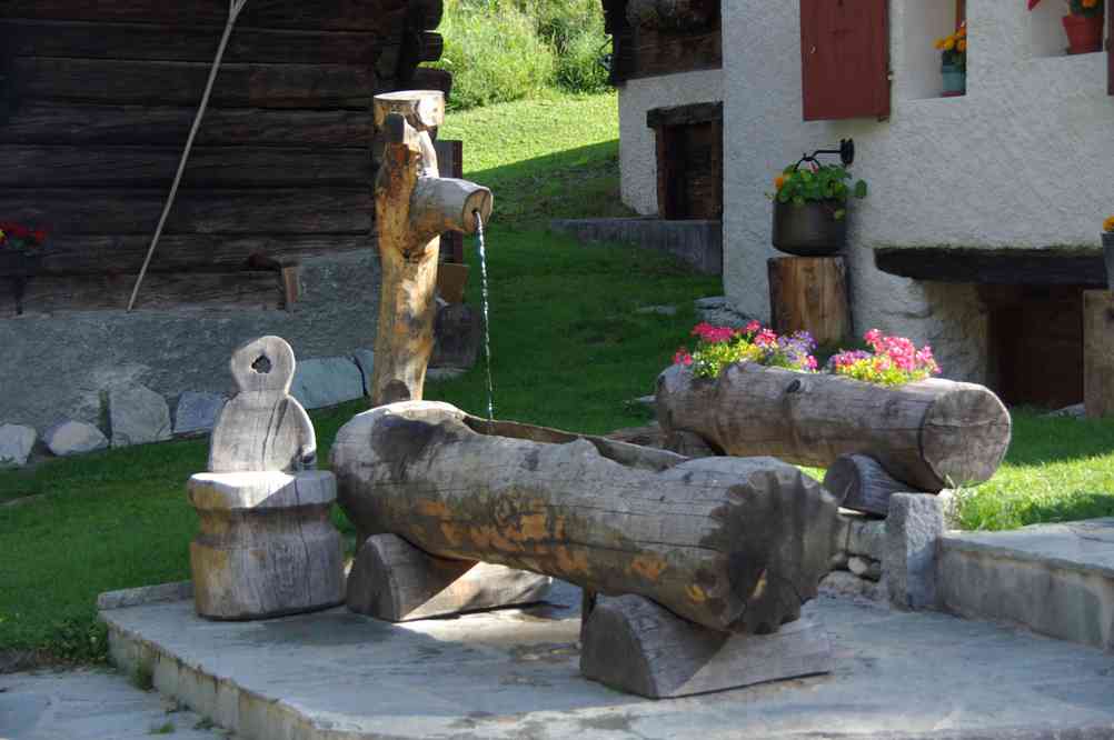 Le vieux village de Zinal. Le lundi 13 août 2012