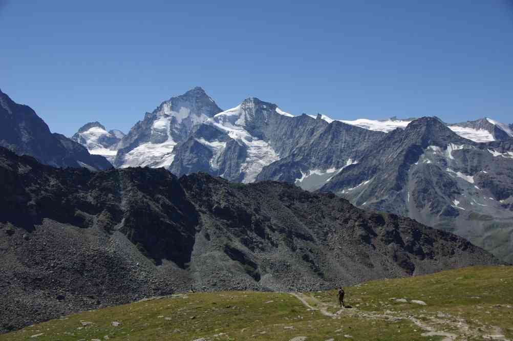 Pendant la longue descente de Tracuit. Le vendredi 17 août 2012