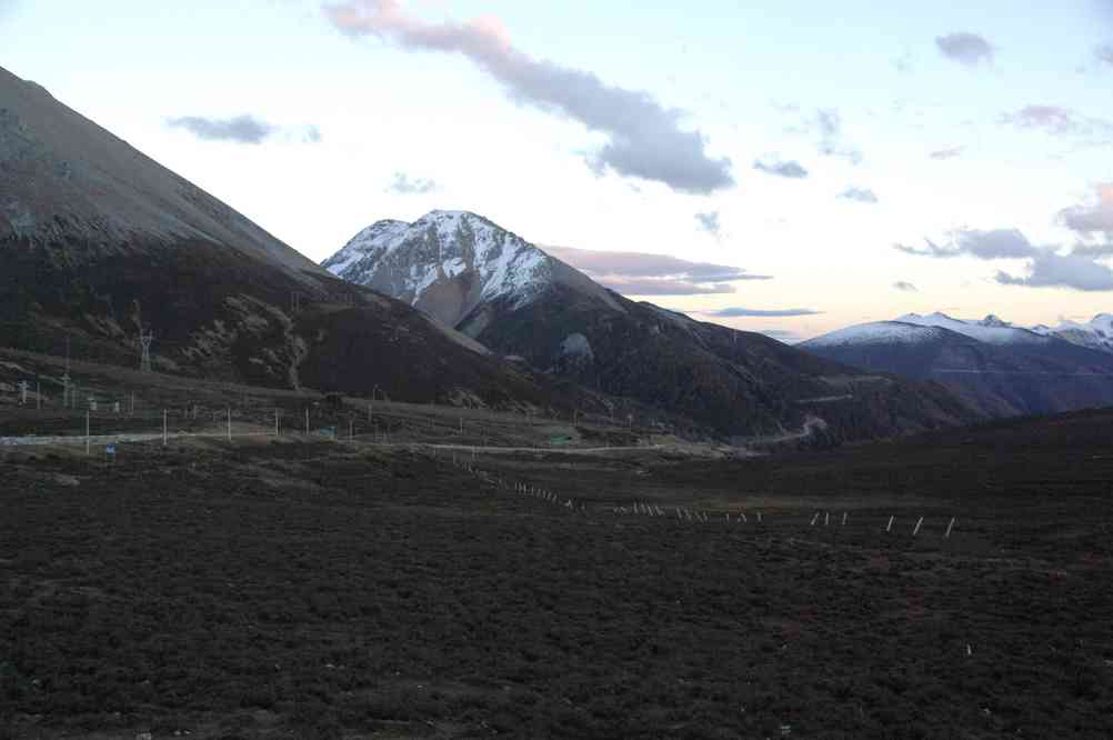 Arrêt au col de Yak La (4300 m), 
le 26 octobre 2010